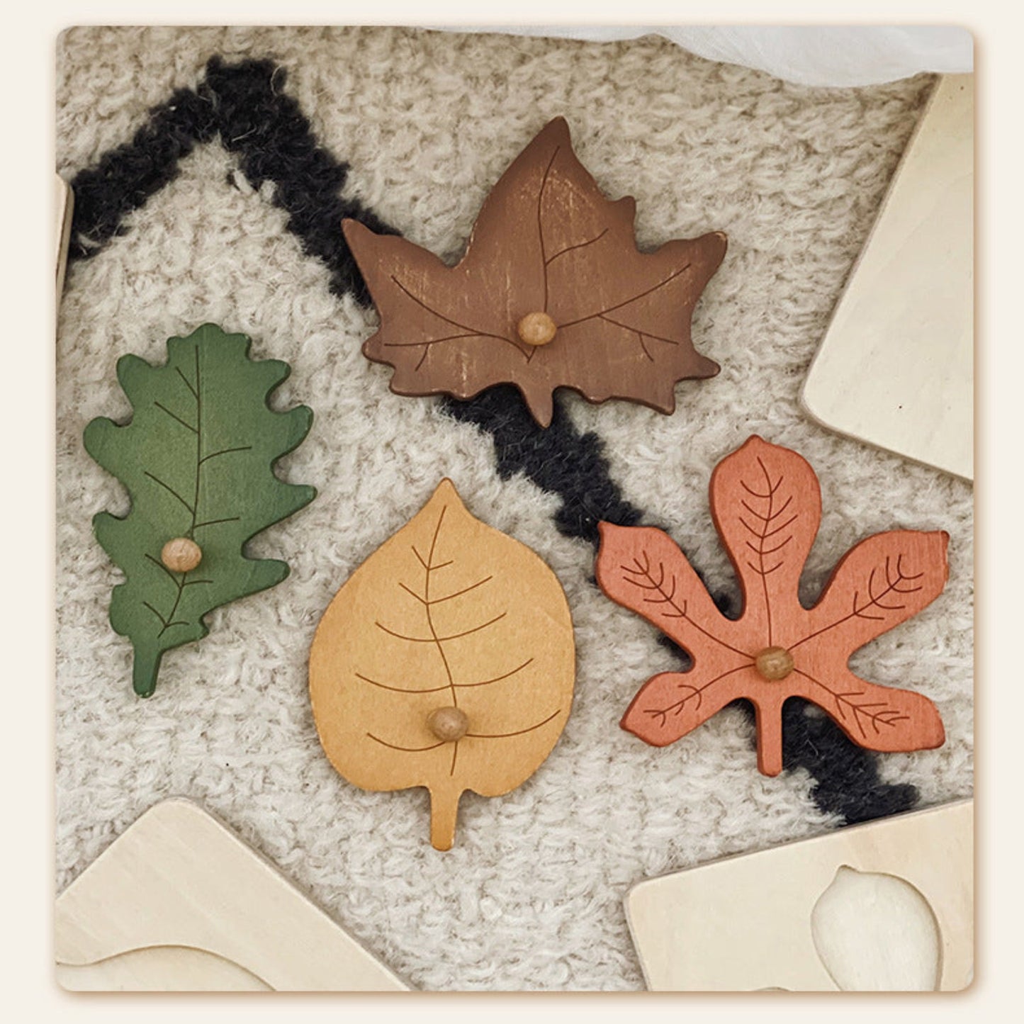 Ensemble de puzzle de feuilles en bois